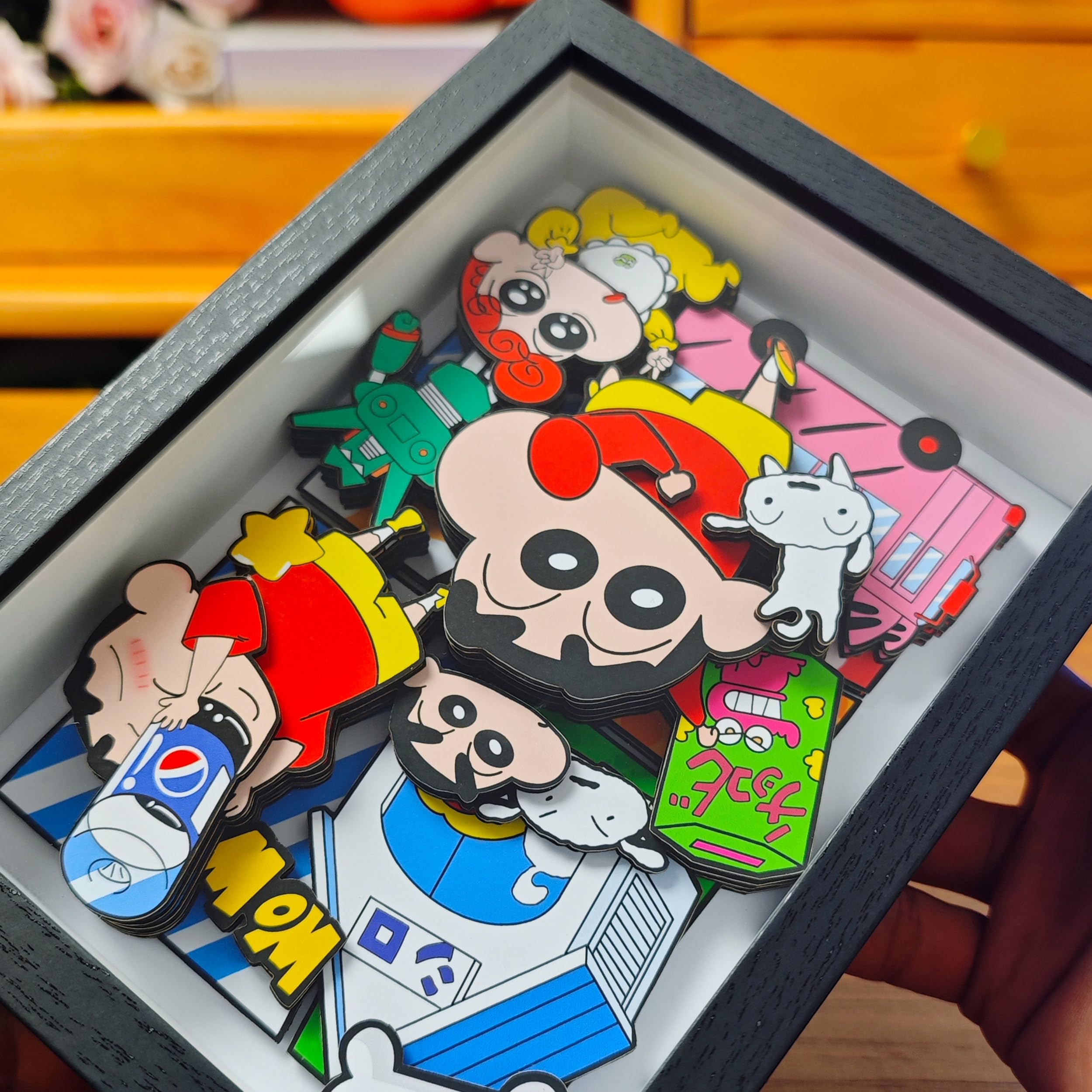 Amazon.co.jp: クレヨンしんちゃんの立体絵 画 グッズ 周辺 立体画